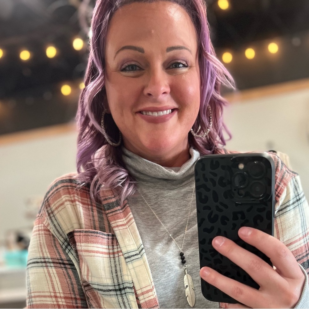 Meet your Posher, Felicia